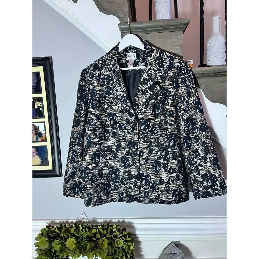 Chico’s Black & Gray Roses 3 Button Blazer sz 3 XL